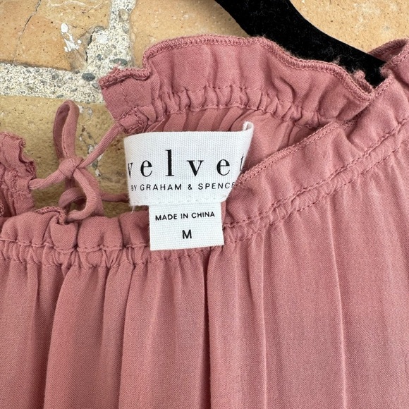 Velvet by Graham & Spencer Blouse - Picture 2 of 3